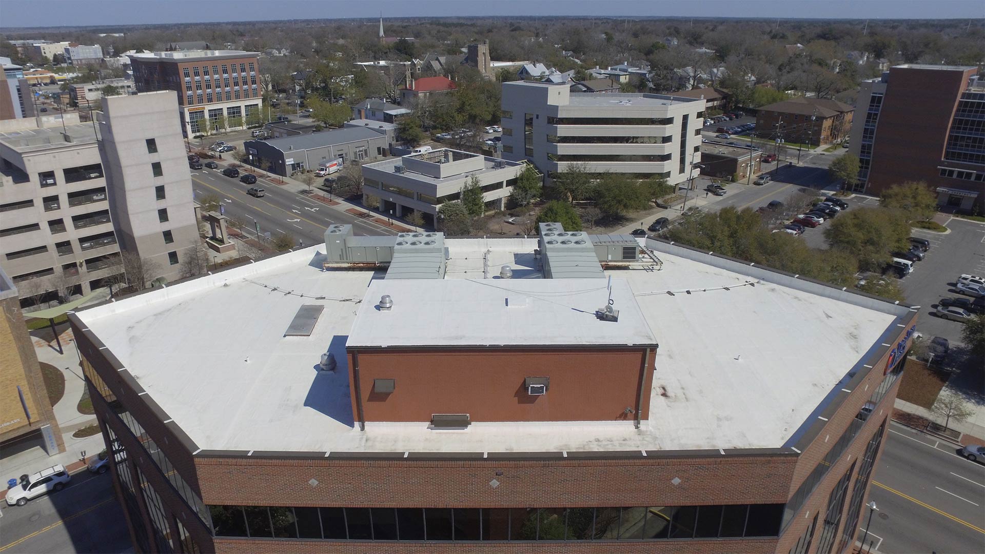Cres Com Bank Roof Downtown Wilmington